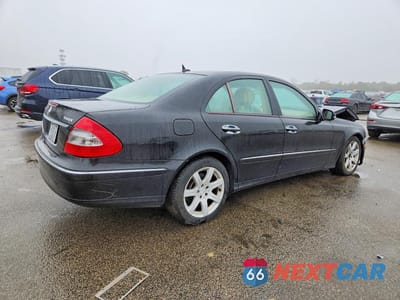 Trzecie zdjęcie samochodu z tyłu: 2007 MERCEDES-BENZ E 350 4MATIC VIN:WDBUF87X67B158535 - miniatura