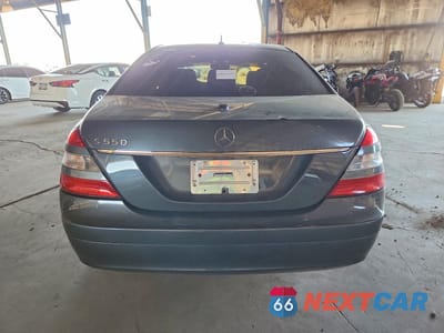 Zdjęcie 6 z 12 samochodu: 2007 MERCEDES-BENZ S 550 VIN:WDDNG71X27A074343 - miniatura