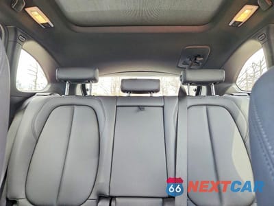 Zdjęcie 10 z 13 samochodu: 2019 BMW X1 XDRIVE28I VIN:WBXHT3C5XK5L91007 - miniatura