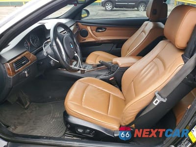 Zdjęcie 7 z 12 samochodu: 2009 BMW 335 I VIN:WBAWL73509P181636 - miniatura