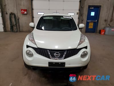 Piąte zdjęcie samochodu w środku: 2011 NISSAN JUKE S VIN:JN8AF5MR5BT005418 - miniatura