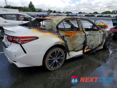 Trzecie zdjęcie samochodu z tyłu: 2019 TOYOTA CAMRY SE VIN:4T1B11HK5KU856712 - miniatura