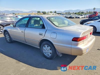 Drugie zdjęcie samochodu z przodu: 1999 TOYOTA CAMRY CE VIN:4T1BG22KXXU516749 - miniatura