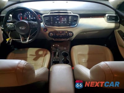 Zdjęcie 8 z 13 samochodu: 2018 KIA SORENTO EX VIN:5XYPHDA50JG362642 - miniatura