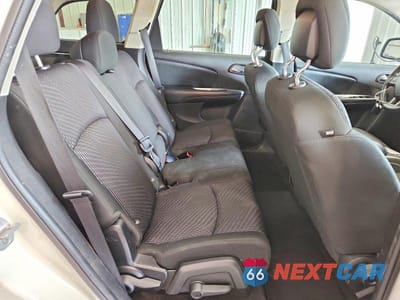 Zdjęcie 10 z 13 samochodu: 2011 DODGE JOURNEY MAINSTREET VIN:3D4PG1FG5BT561775 - miniatura