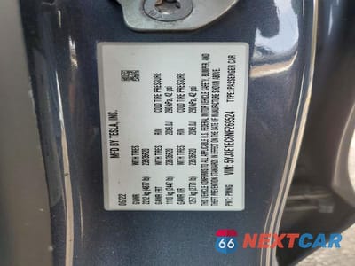 Zdjęcie 12 z 12 samochodu: 2022 TESLA MODEL 3 VIN:5YJ3E1EC6NF269524 - miniatura