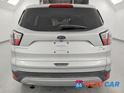 Zdjęcie 6 z 12 samochodu: 2017 FORD ESCAPE SE VIN:1FMCU9GD7HUD29423 - miniatura