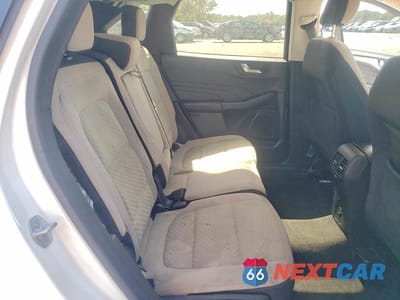 Zdjęcie 11 z 13 samochodu: 2021 FORD ESCAPE SE VIN:1FMCU0G66MUB16972 - miniatura