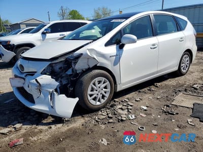 2014 TOYOTA PRIUS V THREE JTDZN3EUXE3358539 - główne zdjęcie licytacji z USA - miniatura