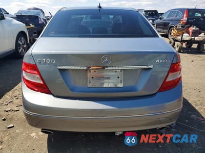 Zdjęcie 6 z 12 samochodu: 2011 MERCEDES-BENZ C 300 4MATIC VIN:WDDGF8BB5BF538581 - miniatura