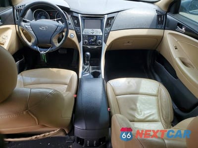 Zdjęcie 8 z 12 samochodu: 2011 HYUNDAI SONATA LIMITED 2.0T VIN:5NPEC4AB2BH227703 - miniatura