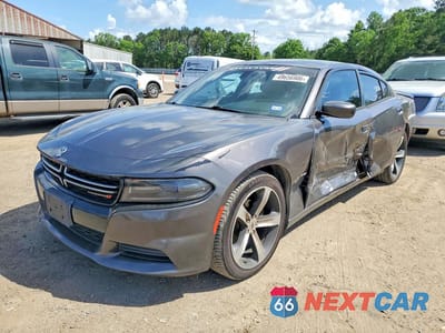 2017 DODGE CHARGER SE 2C3CDXBGXHH627658 - główne zdjęcie licytacji z USA - miniatura