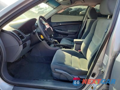 Zdjęcie 7 z 13 samochodu: 2007 HONDA ACCORD LX VIN:1HGCM56437A170013 - miniatura