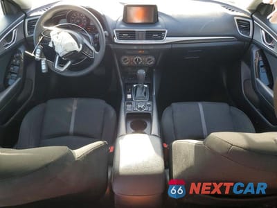 Zdjęcie 8 z 12 samochodu: 2017 MAZDA 3 SPORT VIN:3MZBN1U73HM101952 - miniatura