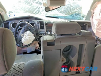 Zdjęcie 8 z 11 samochodu: 2012 TOYOTA TUNDRA GRADE VIN:5TFEM5F19CX040970 - miniatura