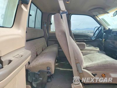 Zdjęcie 10 z 12 samochodu: 1999 FORD F350 SUPER DUTY VIN:1FTWX33F9XEA62386 - miniatura