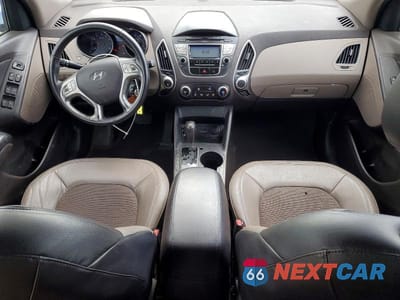 Zdjęcie 8 z 13 samochodu: 2010 HYUNDAI TUCSON GLS VIN:KM8JUCAC0AU076536 - miniatura
