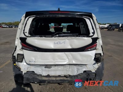 Zdjęcie 6 z 12 samochodu: 2023 KIA SOUL S VIN:KNDJ23AU6P7838391 - miniatura
