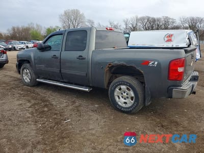 Drugie zdjęcie samochodu z przodu: 2011 CHEVROLET SILVERADO K1500 LT VIN:3GCPKSE30BG309540 - miniatura