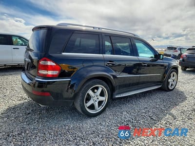 Trzecie zdjęcie samochodu z tyłu: 2008 MERCEDES-BENZ GL 550 4MATIC VIN:4JGBF86EX8A320498 - miniatura