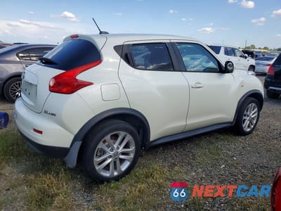 Trzecie zdjęcie samochodu z tyłu: 2011 NISSAN JUKE S VIN:JN8AF5MV1BT015814 - miniatura