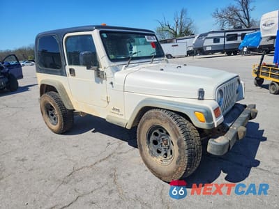 Czwarte zdjęcie samochodu z boku: 2004 JEEP WRANGLER / TJ SPORT VIN:1J4F449S34P802463 - miniatura