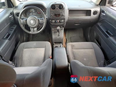 Zdjęcie 8 z 12 samochodu: 2015 JEEP PATRIOT LATITUDE VIN:1C4NJRFB4FD248396 - miniatura