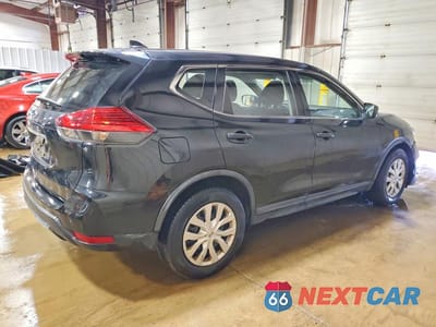 Trzecie zdjęcie samochodu z tyłu: 2017 NISSAN ROGUE S VIN:KNMAT2MT4HP521365 - miniatura