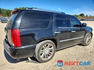 Trzecie zdjęcie samochodu z tyłu: 2010 CADILLAC ESCALADE PLATINUM VIN:1GYUKDEF7AR257745 - miniatura