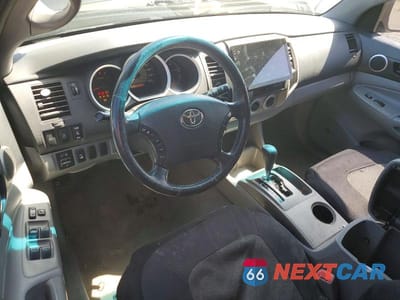 Zdjęcie 8 z 12 samochodu: 2006 TOYOTA TACOMA V6 VIN:5TELU42N36Z153823 - miniatura