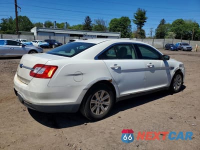 Trzecie zdjęcie samochodu z tyłu: 2010 FORD TAURUS SE VIN:1FAHP2DW3AG132256 - miniatura