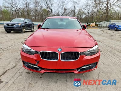 Piąte zdjęcie samochodu w środku: 2016 BMW 320 XI VIN:WBA8E5G51GNT94542 - miniatura