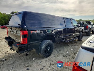 Trzecie zdjęcie samochodu z tyłu: 2024 FORD F250 SUPER DUTY VIN:1FT8W2BA1REC61060 - miniatura