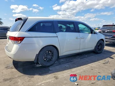 Trzecie zdjęcie samochodu z tyłu: 2015 HONDA ODYSSEY EXL VIN:5FNRL5H68FB021161 - miniatura