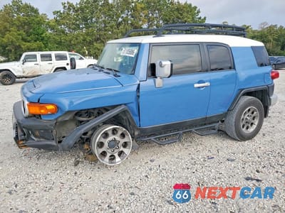 2013 TOYOTA FJ CRUISER BASE JTEBU4BF4DK163617 - główne zdjęcie licytacji z USA - miniatura