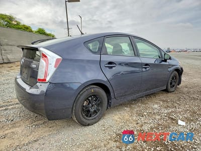 Trzecie zdjęcie samochodu z tyłu: 2012 TOYOTA PRIUS TWO VIN:JTDKN3DU6C5527296 - miniatura