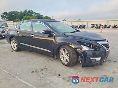 Czwarte zdjęcie samochodu z boku: 2015 NISSAN ALTIMA 2.5 SV VIN:1N4AL3AP5FC106658 - miniatura