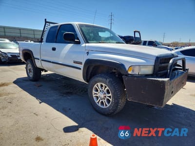 Czwarte zdjęcie samochodu z boku: 1999 DODGE RAM 2500 VIN:3B7KF2360XG168164 - miniatura