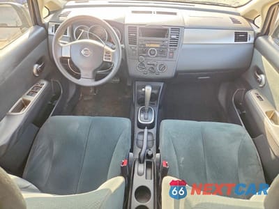 Zdjęcie 8 z 12 samochodu: 2010 NISSAN VERSA 1.8 S VIN:3N1BC1CP1AL371819 - miniatura