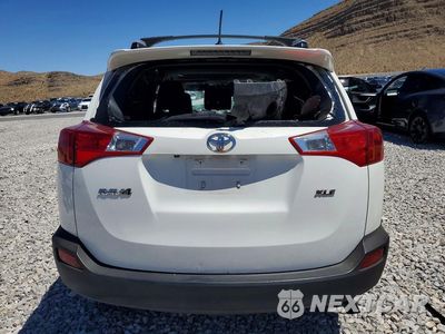 Zdjęcie 6 z 12 samochodu: 2014 TOYOTA RAV4 XLE VIN:JTMWFREV1EJ014671 - miniatura