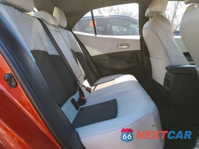 Zdjęcie 10 z 13 samochodu: 2019 TOYOTA COROLLA HATCHBACK XSE VIN:JTNK4RBE0K3012401 - miniatura