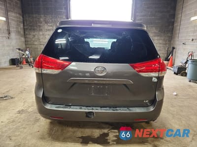 Zdjęcie 6 z 13 samochodu: 2012 TOYOTA SIENNA LE VIN:5TDKK3DC7CS178188 - miniatura