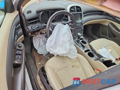 Zdjęcie 8 z 12 samochodu: 2015 CHEVROLET MALIBU 1LT VIN:1G11C5SL3FU116772 - miniatura