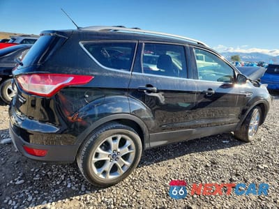 Trzecie zdjęcie samochodu z tyłu: 2015 FORD ESCAPE TITANIUM VIN:1FMCU9J98FUA27222 - miniatura