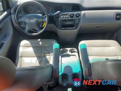 Zdjęcie 8 z 13 samochodu: 2001 HONDA ODYSSEY EX VIN:2HKRL18601H549036 - miniatura