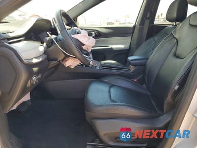 Zdjęcie 7 z 13 samochodu: 2025 JEEP COMPASS LIMITED VIN:3C4NJDCN3ST513802 - miniatura