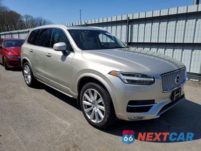 Czwarte zdjęcie samochodu z boku: 2016 VOLVO XC90 T6 VIN:YV4A22PLXG1062839 - miniatura