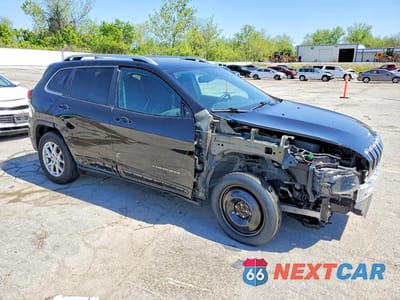 Czwarte zdjęcie samochodu z boku: 2016 JEEP CHEROKEE LIMITED 4WD VIN:1C4PJMCB4GW278729 - miniatura