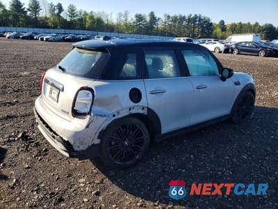 Trzecie zdjęcie samochodu z tyłu: 2022 MINI COOPER VIN:WMW33DK09N2R07945 - miniatura