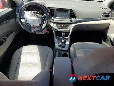 Zdjęcie 8 z 12 samochodu: 2018 HYUNDAI ELANTRA SEL VIN:5NPD84LF3JH293494 - miniatura